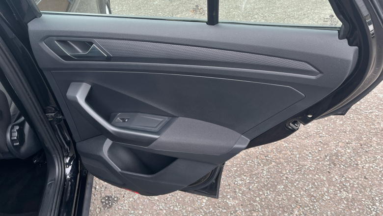 Volkswagen T-Roc 1.5 TSI Life 5dr Petrol Hatchback